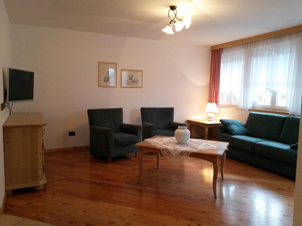 Appartamenti Residence Rodolon Campestrin Habitación foto